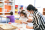Montessori Eğitimi Nedir? Yaşlara Göre 25 Faydalı Etkinlik